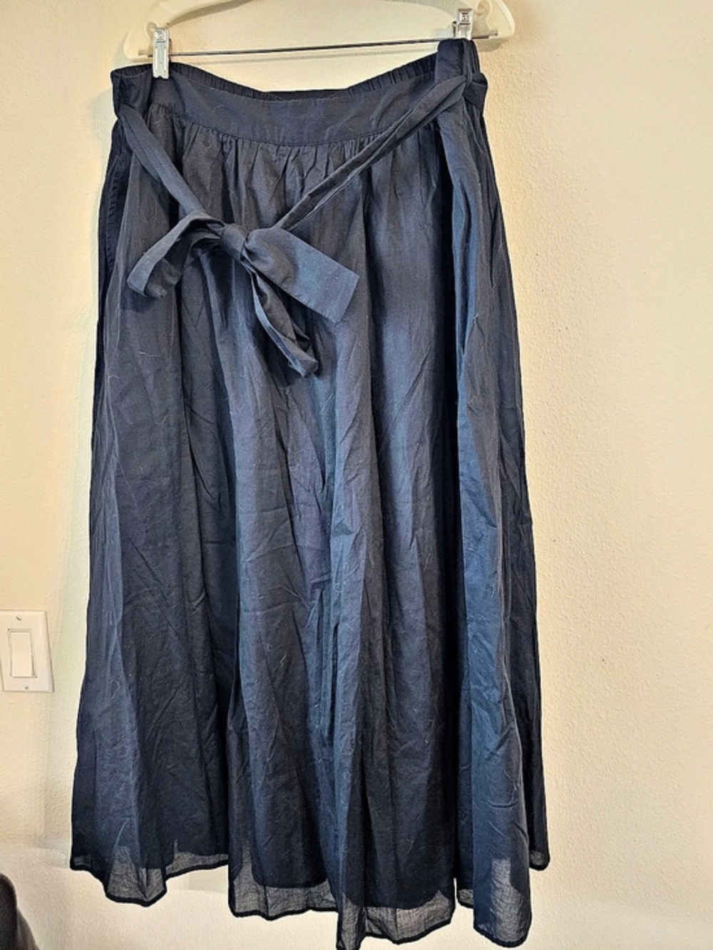 BEAUTIFUL Maxi Skirt in Black Sz XL Like New